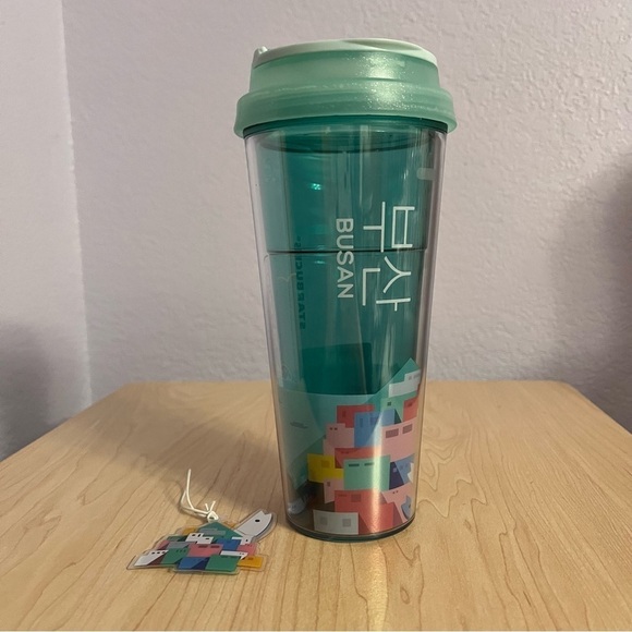 NEW STARBUCKS KOREA Busan Town Traveler Tumbler 16 oz Blue Gamcheon - Picture 3 of 16